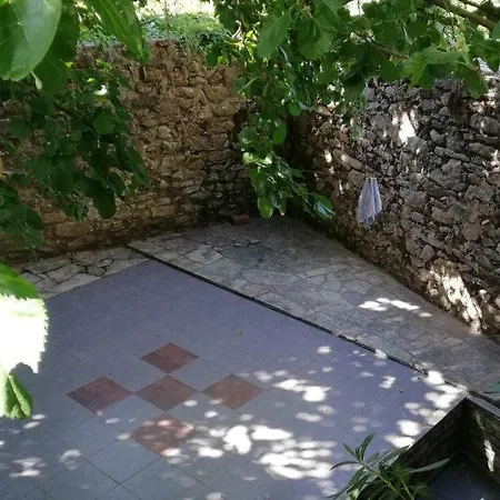 Polly Fournarou Tower-House Villa Milea Exterior photo