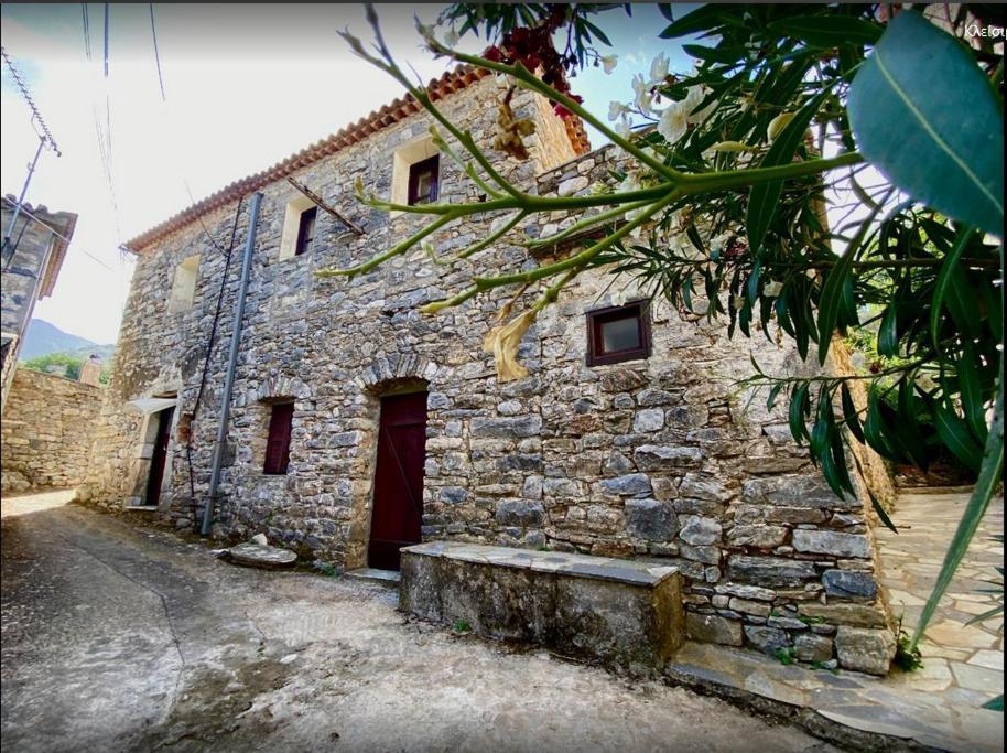 Polly Fournarou Tower-house Milea